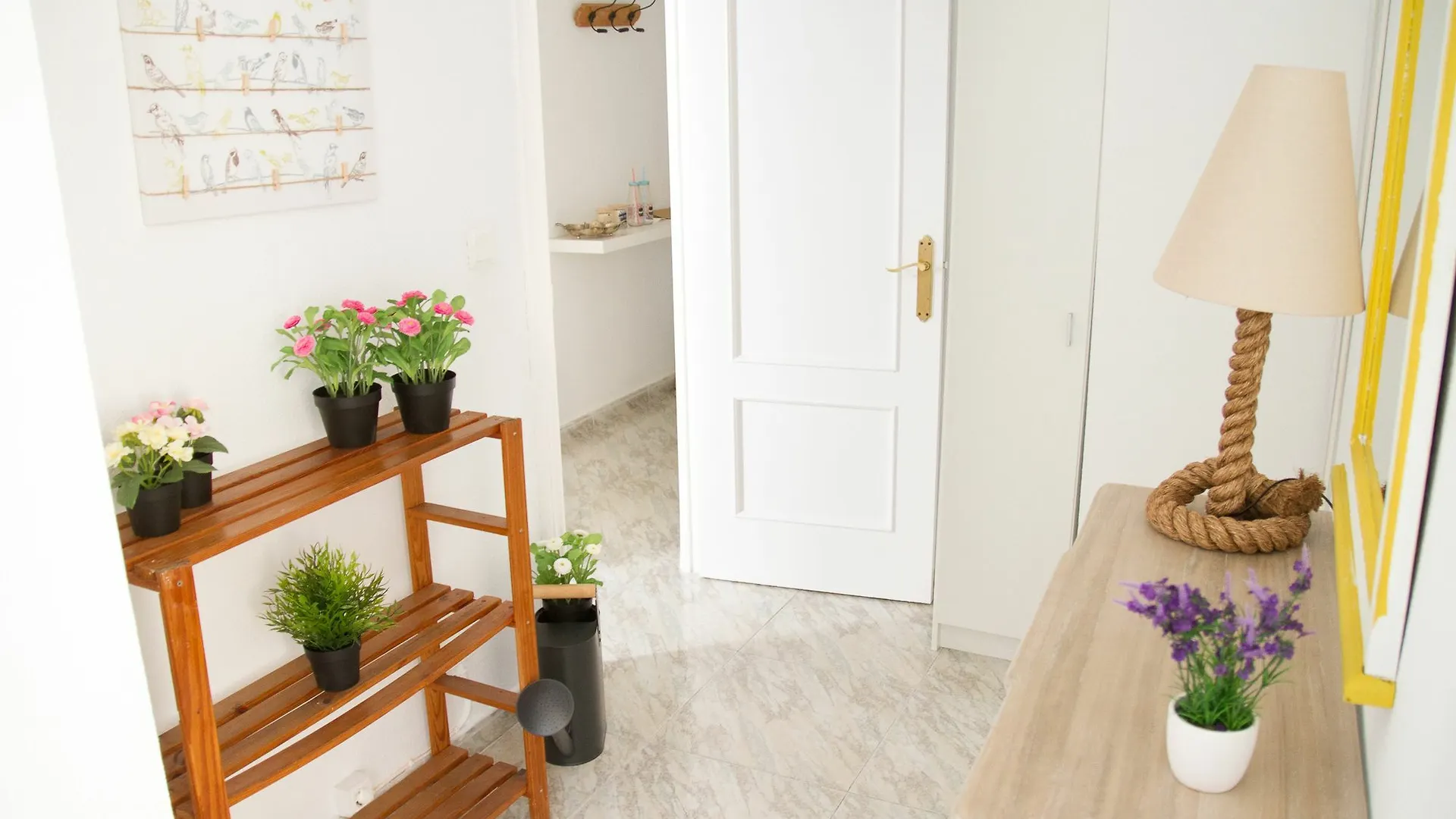 Spacious And Bright Apartment By La Recepcion Malaga