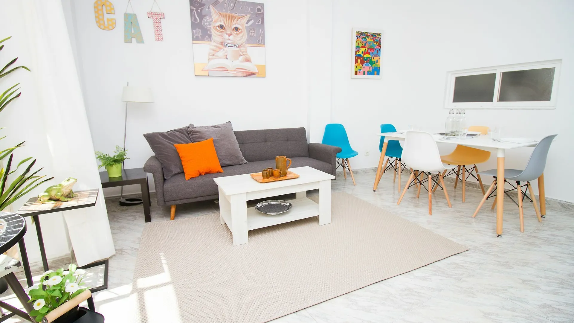 Spacious And Bright Apartment By La Recepcion 马拉加