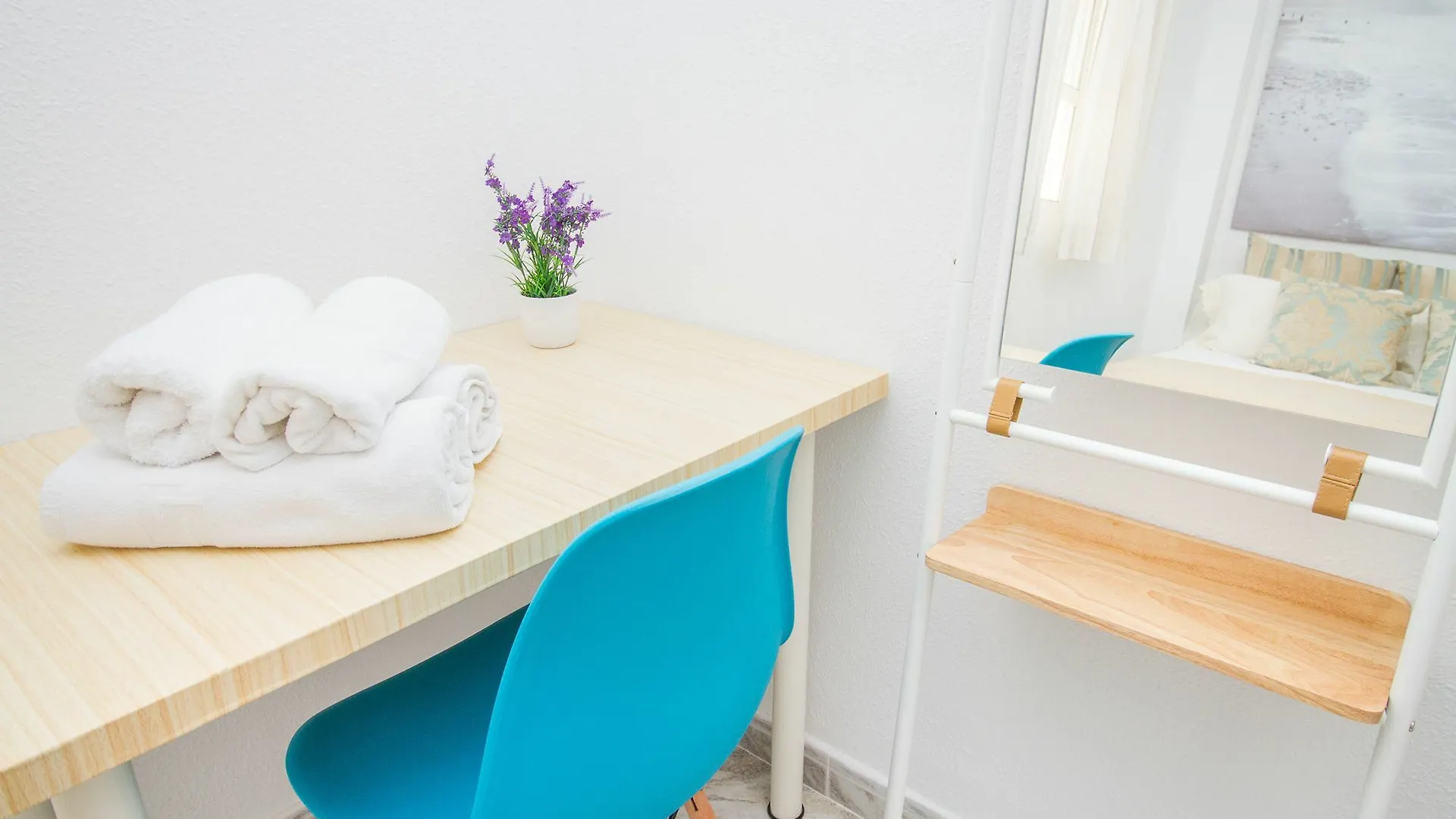 Spacious And Bright Apartment By La Recepcion Malaga 0*,